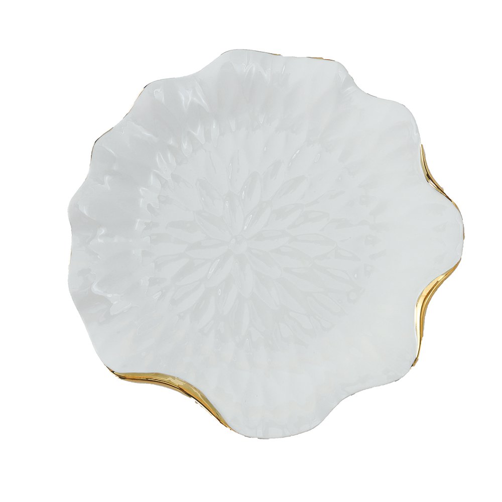 Flat plate in white porcelain with gold rim