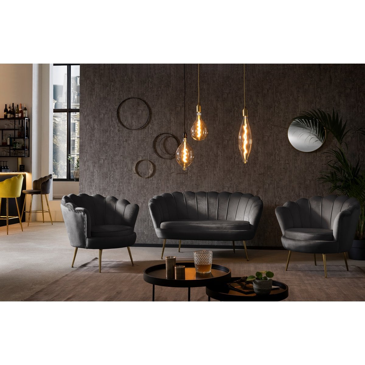 Zwart fluwelen schelp fauteuil