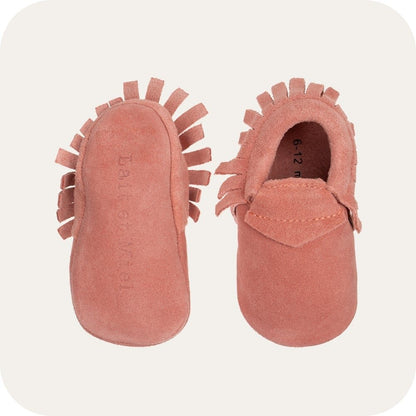Mocassinpantoffels babykoraal suède
