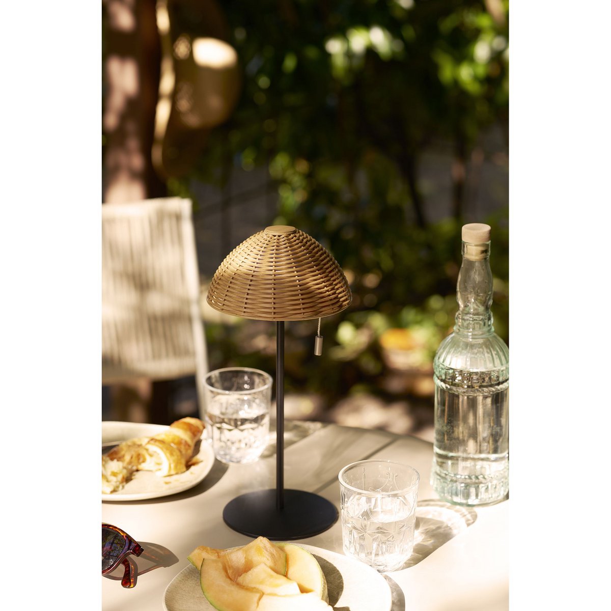 Tafellamp LED oplaadbaar metaal 15x15x32 cm natuur/zwart