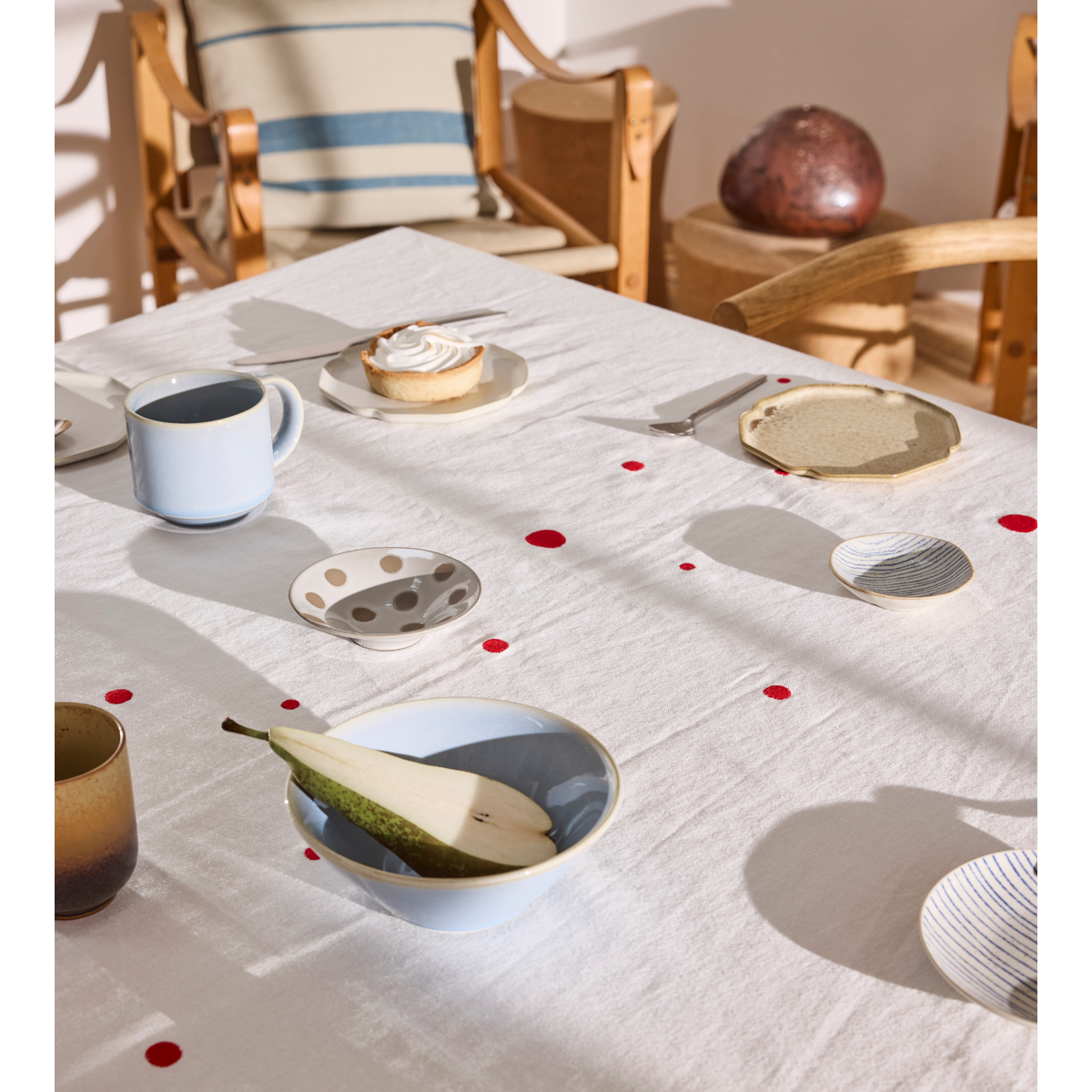 Tafelkleed 200x140 cm stippenpatroon