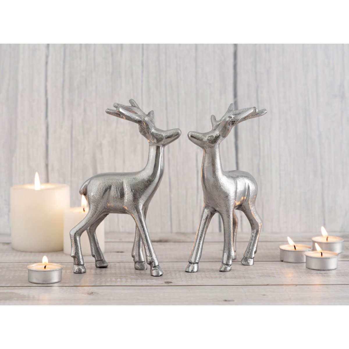 Herten figuren 2 stuks aluminium zilver 12x20x5 cm