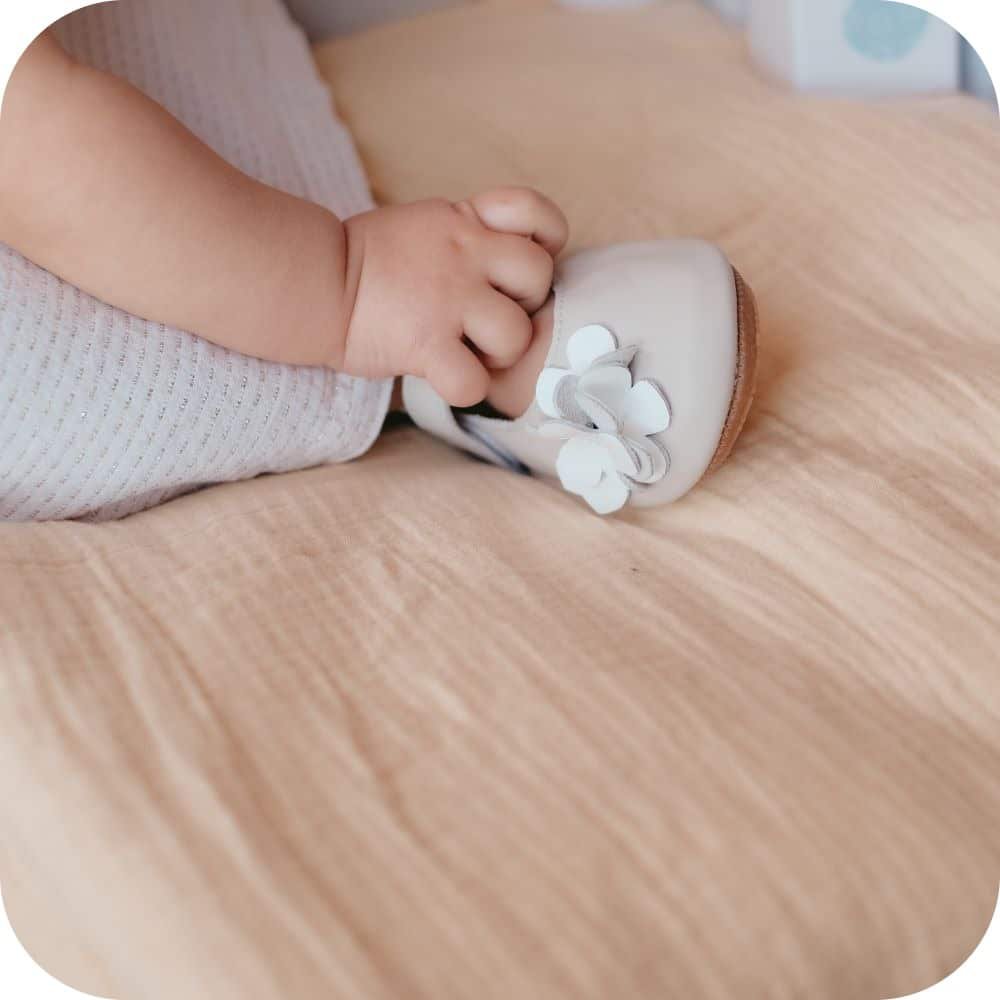 Babyschoenen lamsleer klittenband barefoot