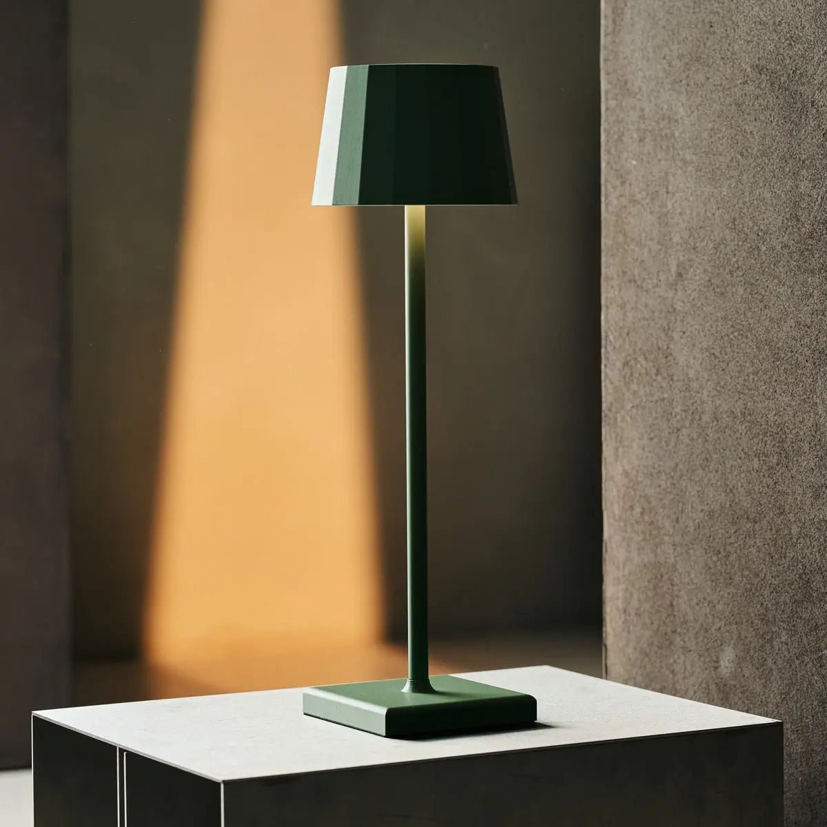 Tafellamp oplaadbaar salie groen 38 cm