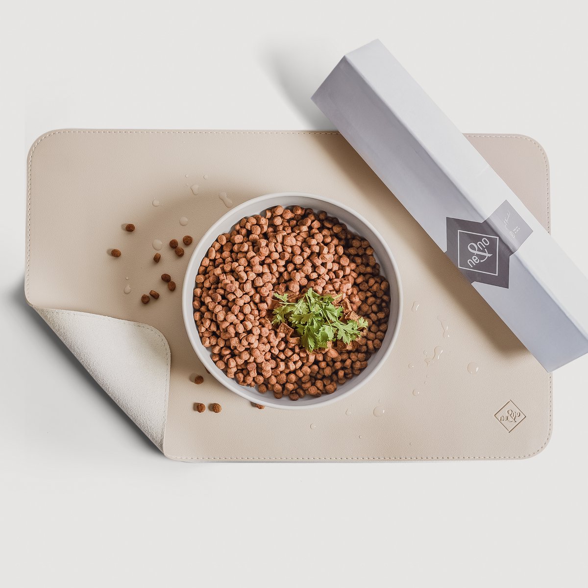 NE & NO® Food Base made from vegan leather