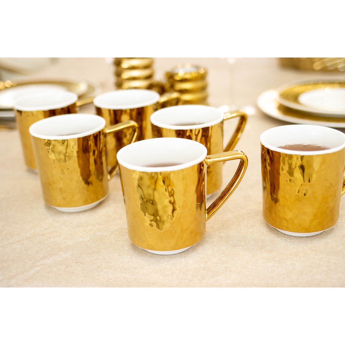 Mok porselein 340 ml wit goud