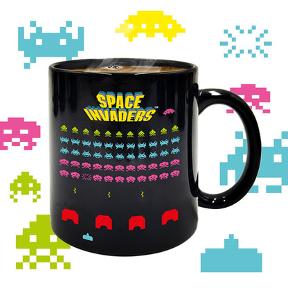 Space Invaders mok met kleurverandering