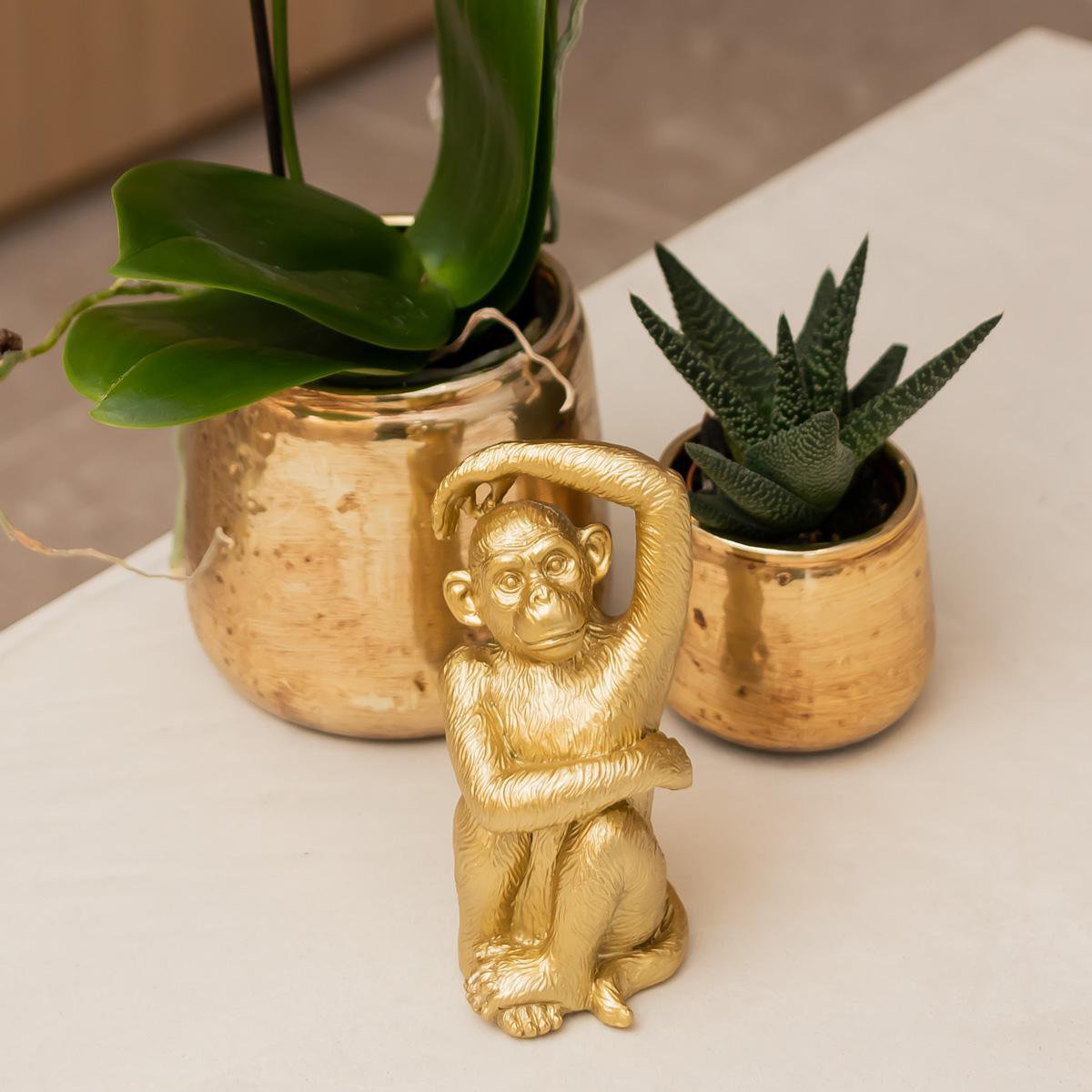 Beeldje aapje polystone 13 cm goud bruin zwart