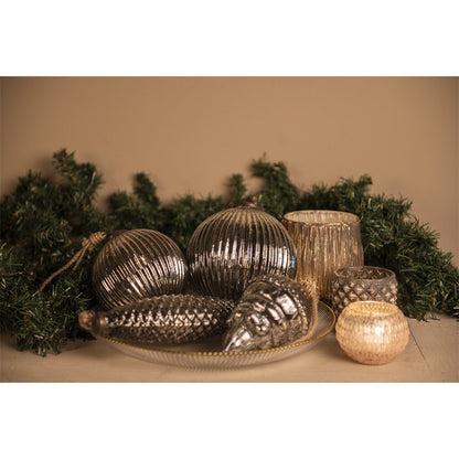 Kerstbal 10 cm zwart zilver glas
