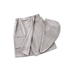 Wellness set met badhanddoek haarhanddoek gezichtsborstel remover pads