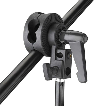 Fotostudioset Met Opnametafel, Lampen En Achtergronden