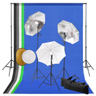 Fotostudioset met lampen, paraplu's, achtergrond en reflector