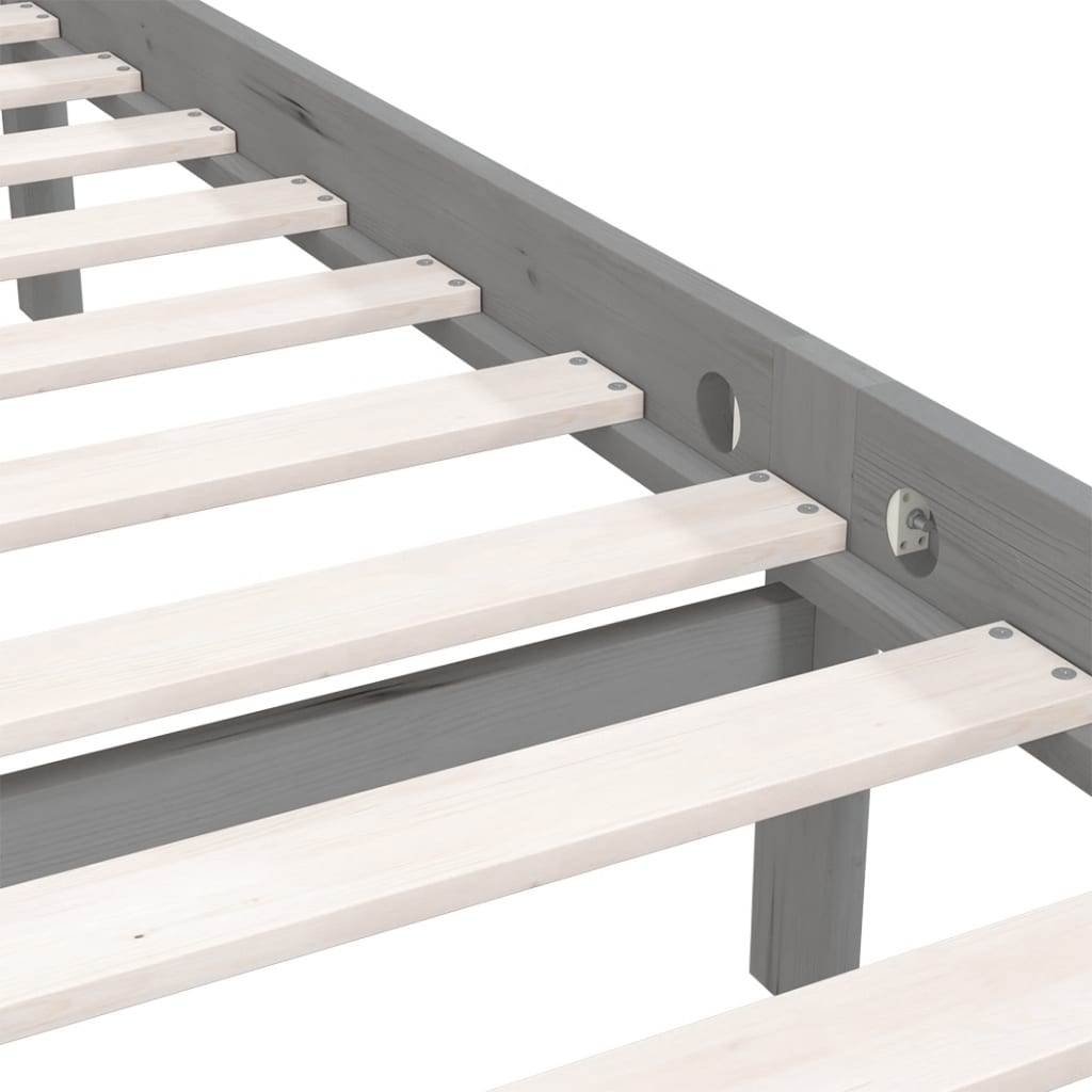 Bedframe massief grenenhout grijs 120x200 cm