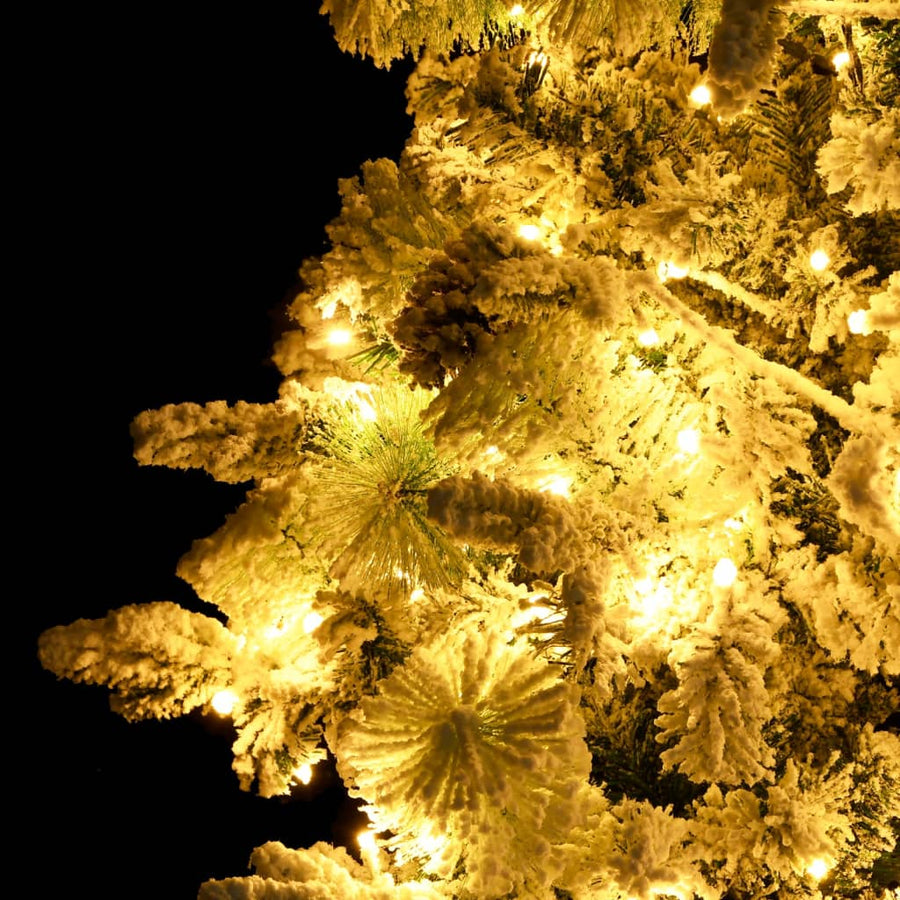 Kerstboom Met Led En Dennenappels En Sneeuw 225 Cm Pvc En Pe 225 x 110 cm