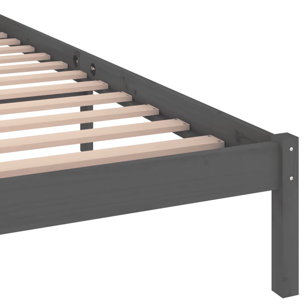 Bedframe Massief Grenenhout 200 x 200 cm Grijs