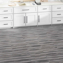 Vloerplanken 18 pcs Gestreept Grijs 2,51 m² PVC