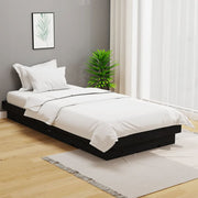 Bedframe massief grenenhout zwart 100x200 cm