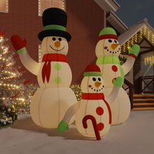 Opblaasbare sneeuwpopfamilie met LED’s 500 cm