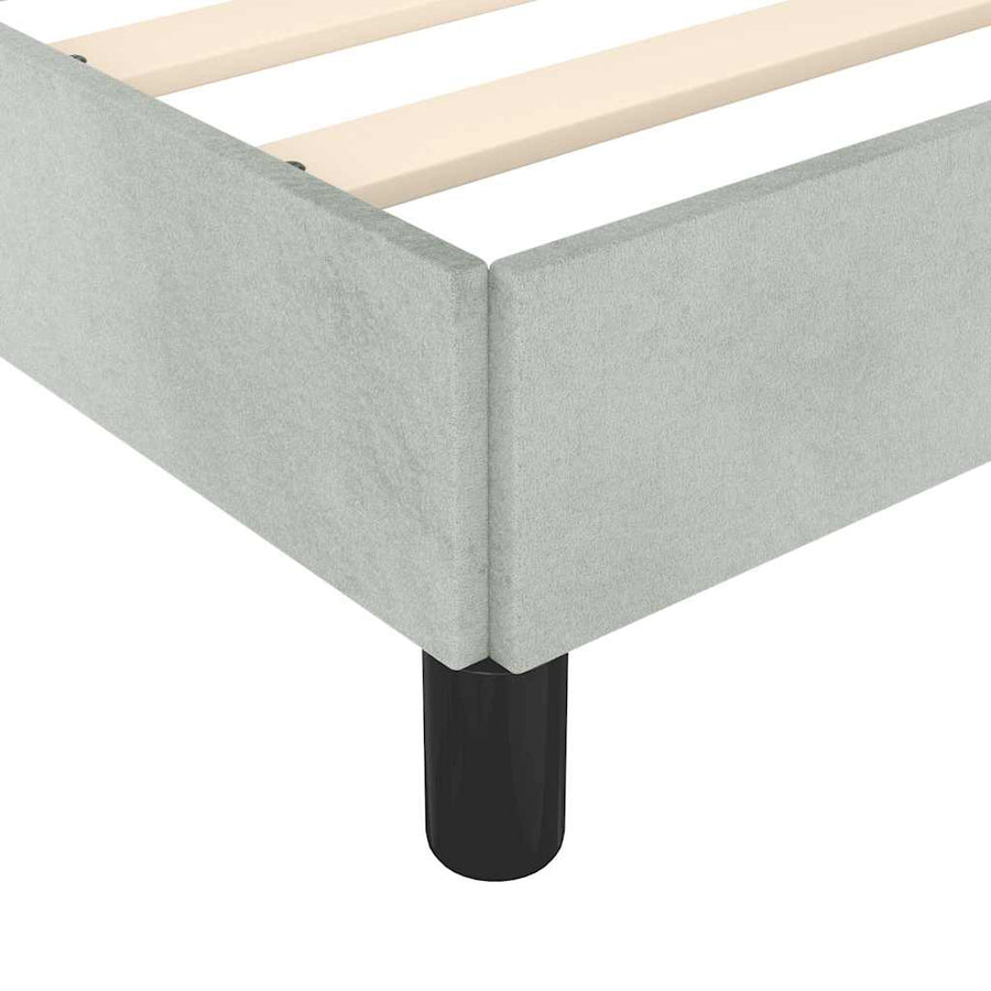Bedframe zonder matras lichtgrijs California King fluweel
