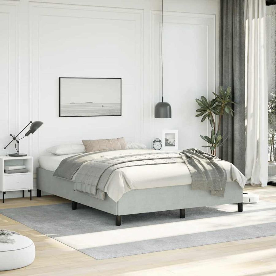 Bedframe zonder matras lichtgrijs 137x190 cm volledig fluweel
