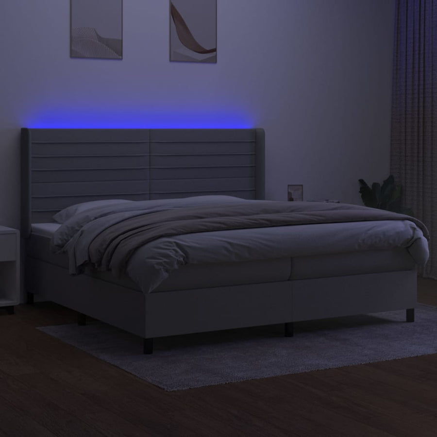 Boxspring met matras en LED stof lichtgrijs 200x200 cm 200 x 200 cm Horizontale strepen