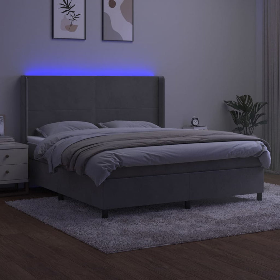 Boxspring Met Matras En Led Fluweel Lichtgrijs 180 x 200 cm Effen ontwerp