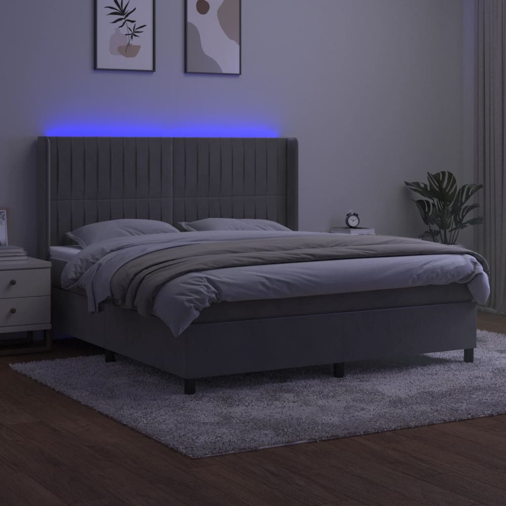 Boxspring Met Matras En Led Fluweel Lichtgrijs 180 x 200 cm Verticale strepen