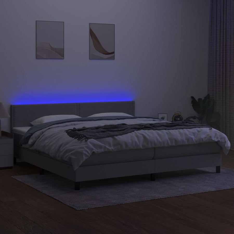Boxspring Met Matras En Led Stof Lichtgrijs 200 x 200 cm Effen met spijkers