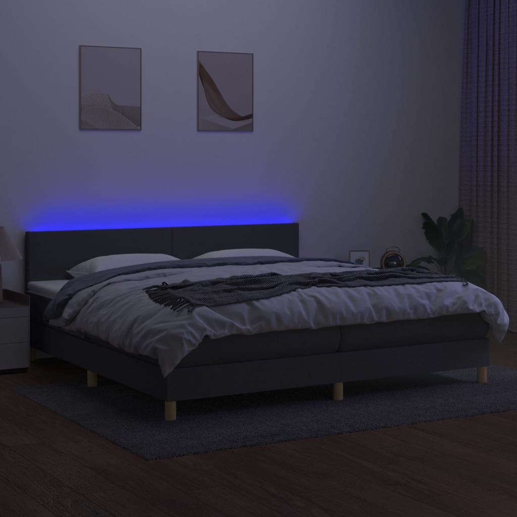 Boxspring met matras en LED stof donkergrijs 200x200 cm 200 x 200 cm Effen ontwerp