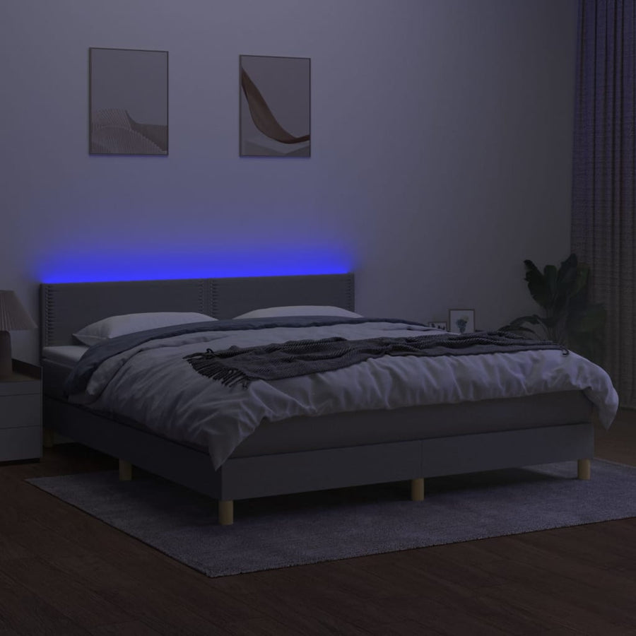 Boxspring met matras en LED stof lichtgrijs 180x200 cm 180 x 200 cm Effen met spijkers