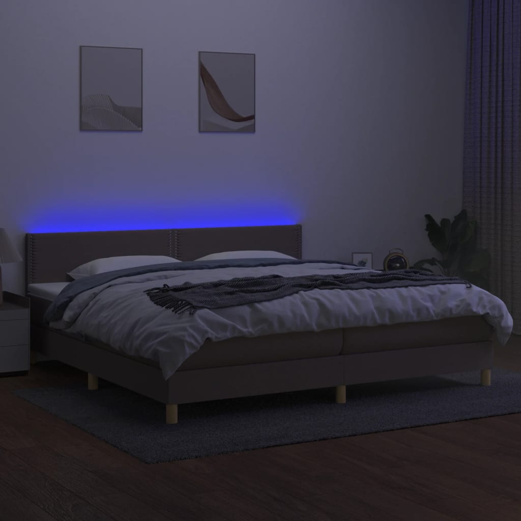 Boxspring met matras en LED stof taupe 200x200 cm 200 x 200 cm Effen met spijkers