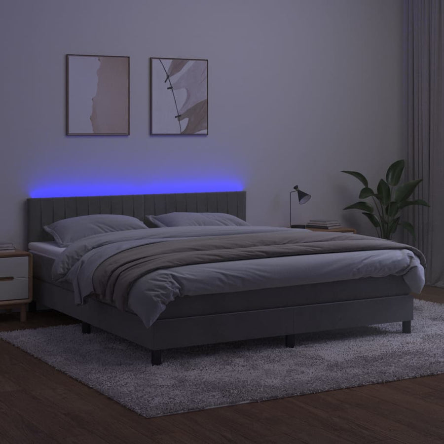 Boxspring Met Matras En Led Fluweel Lichtgrijs 180 x 200 cm Verticale strepen