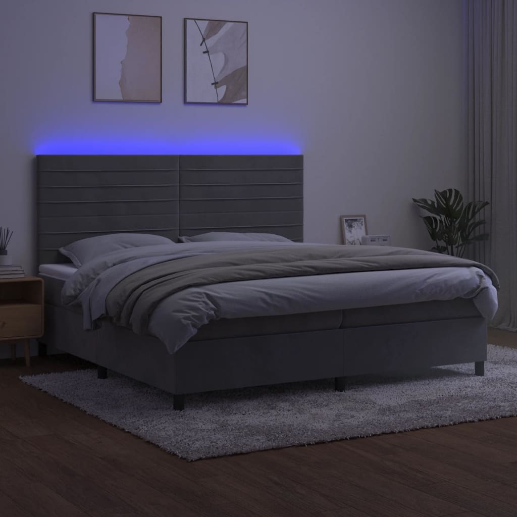 Boxspring Met Matras En Led Fluweel Lichtgrijs 200 x 200 cm Horizontale strepen