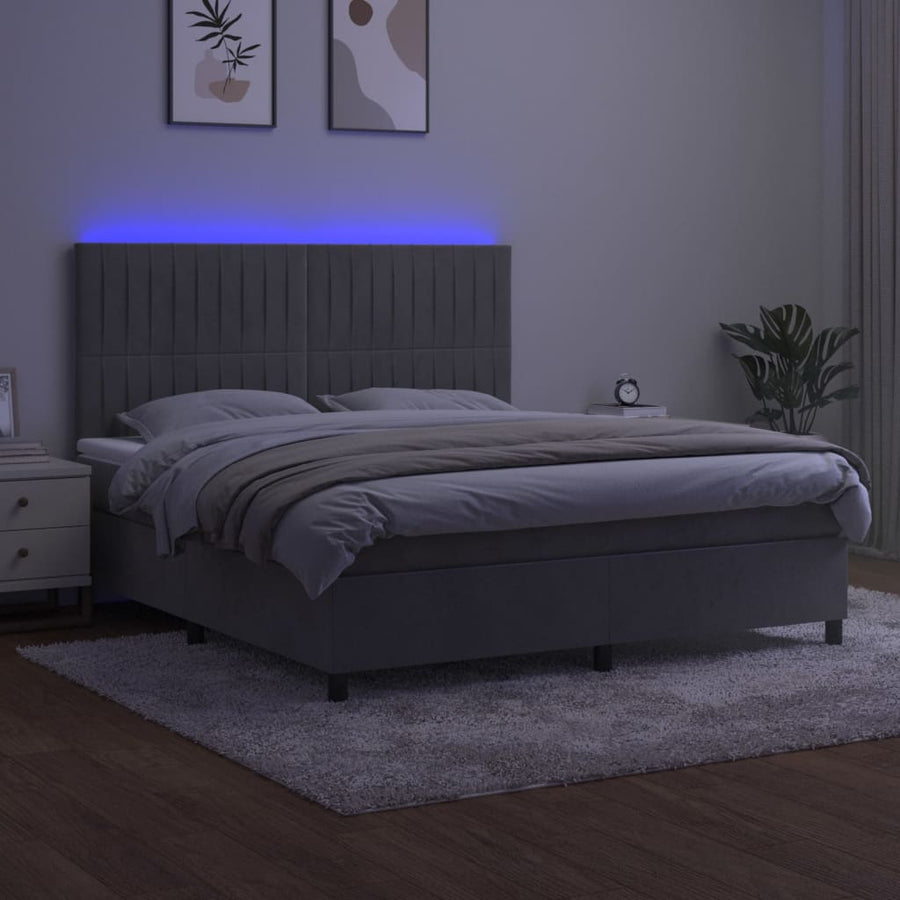 Boxspring Met Matras En Led Fluweel Lichtgrijs 180 x 200 cm Verticale strepen