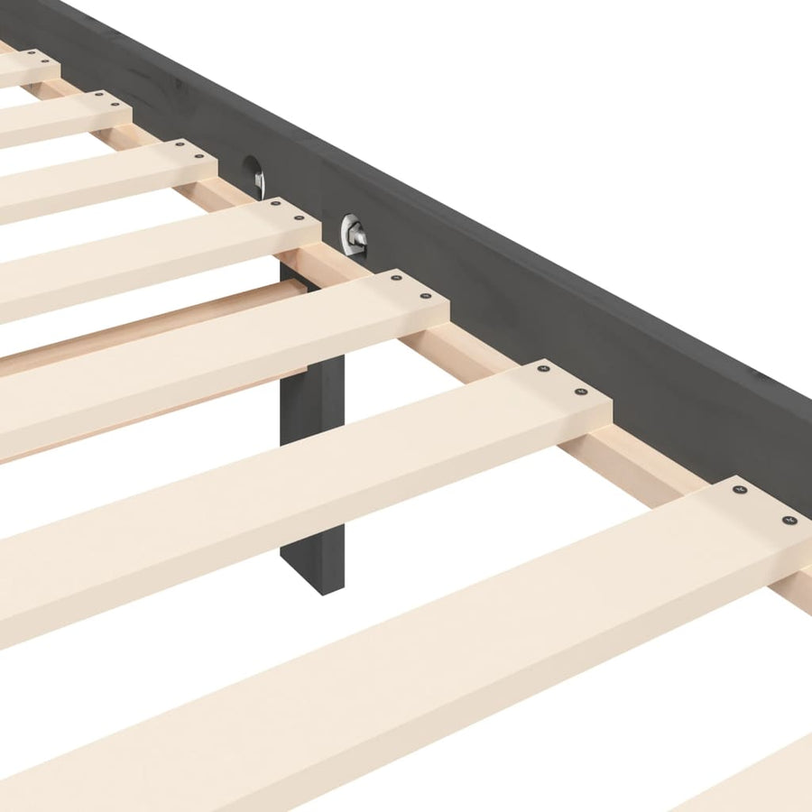 Bedframe met hoofdbord massief hout grijs 200x200 cm 200 x 200 cm Grijs met hoofdbord