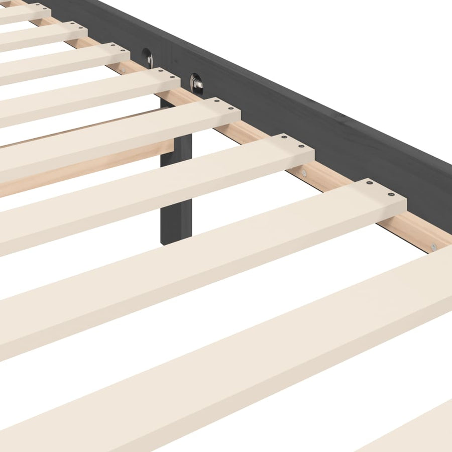 Bedframe met hoofdbord massief hout grijs 200x200 cm 200 x 200 cm Grijs