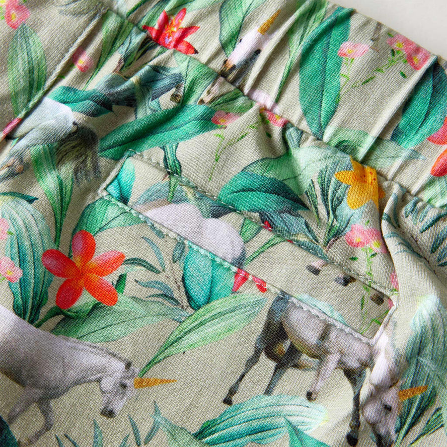 Kindershorts met trekkoord 116 lichtkaki 116