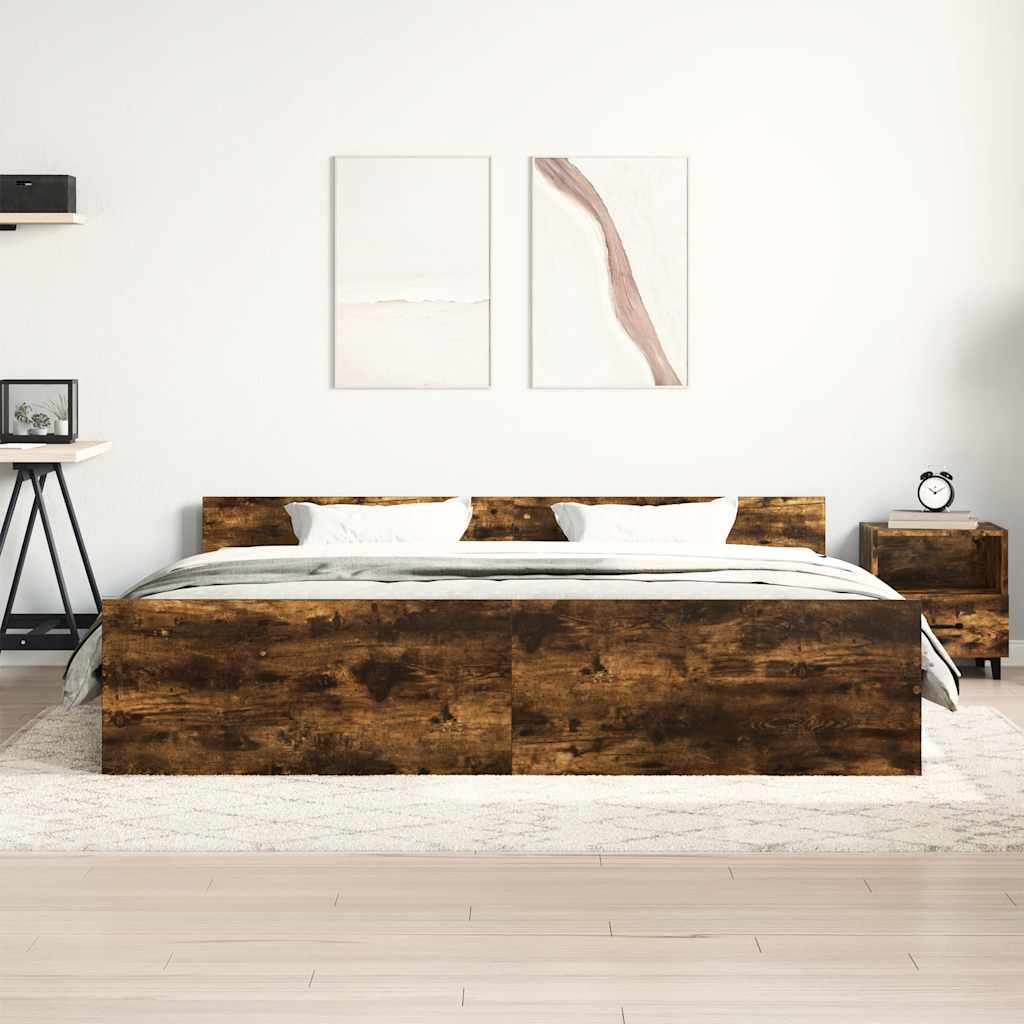 Bedframe Met Hoofd- En Voeteneinde Gerookt Eiken 200 x 200 cm