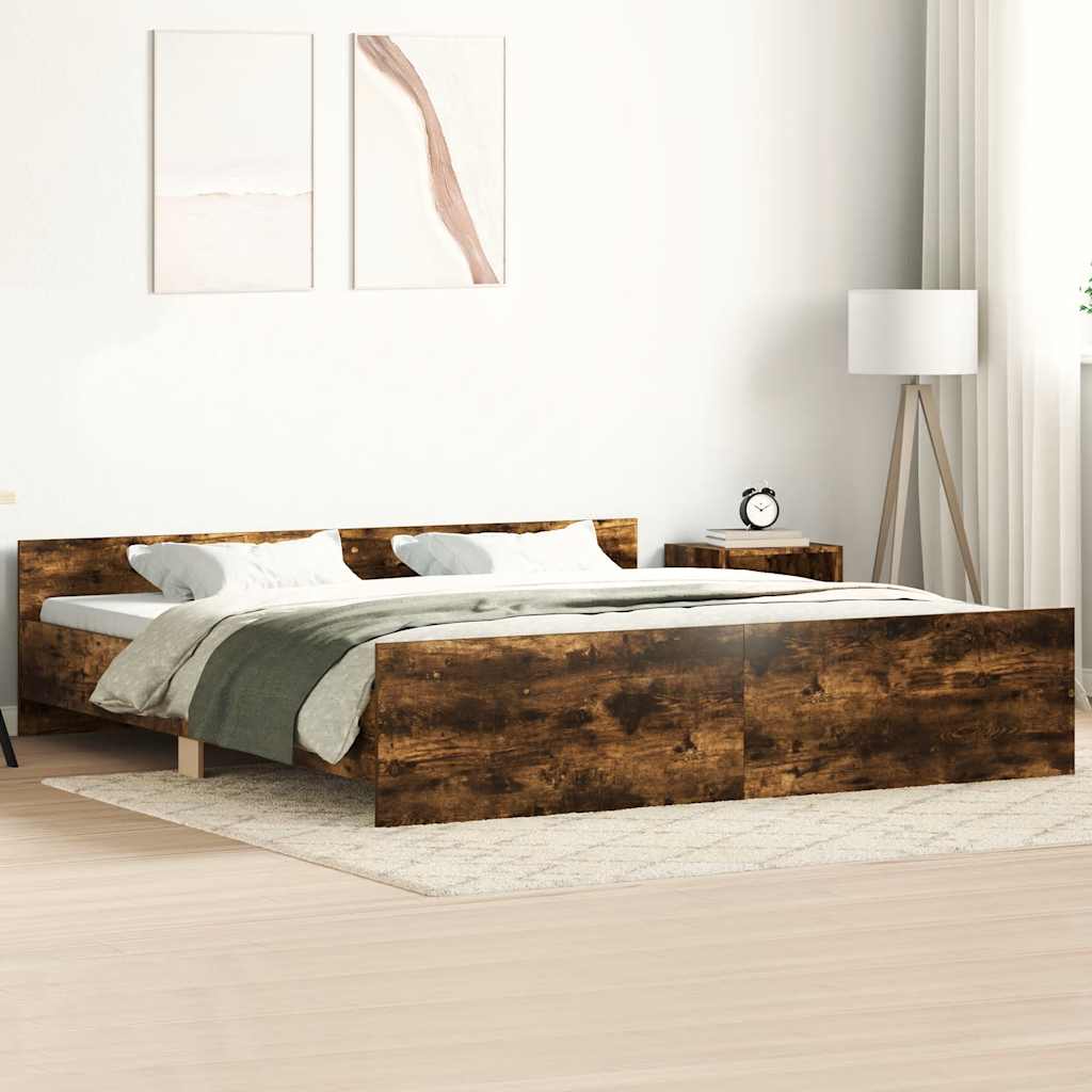 Bedframe Met Hoofd- En Voeteneinde Gerookt Eiken 200 x 200 cm