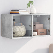 Wandkast 68,5x37x35 cm betongrijs met glazen deuren