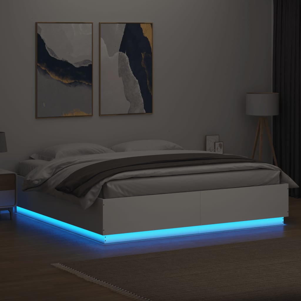 Bedframe Met Led-Verlichting Bewerkt Hout Wit 200X200 Cm Donkerbruin