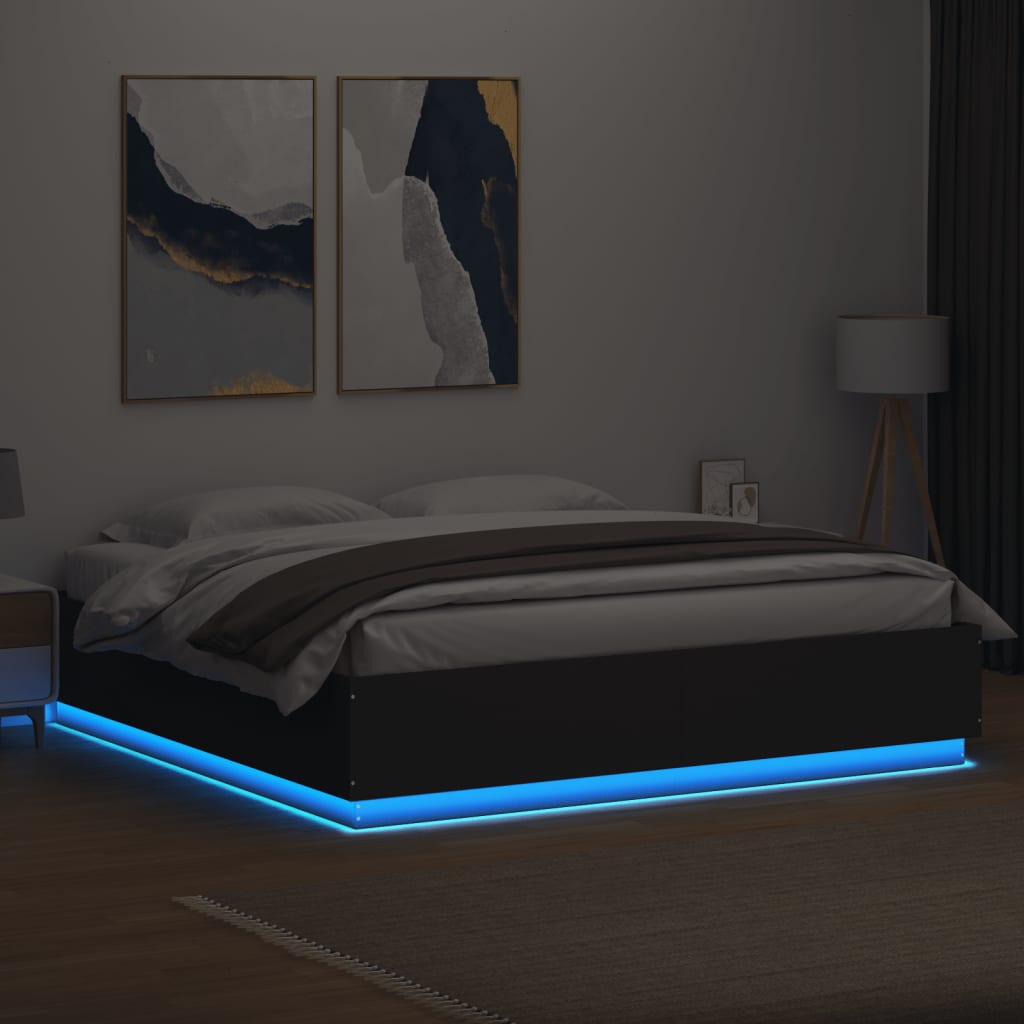 Bedframe Met Led-Verlichting Bewerkt Hout Zwart 200X200 Cm Donkerbruin