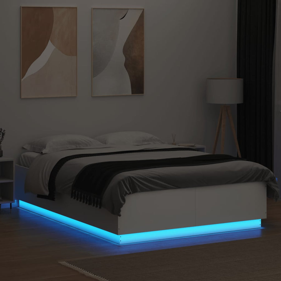 Bedframe Met Led-Verlichting Bewerkt Hout Wit 150X200 Cm