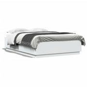 Bedframe 150x200 cm bewerkt hout wit met LED