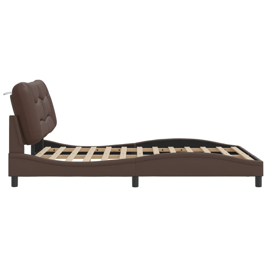 Bedframe Met Hoofdbord Kunstleer Bruin 140X190 Cm