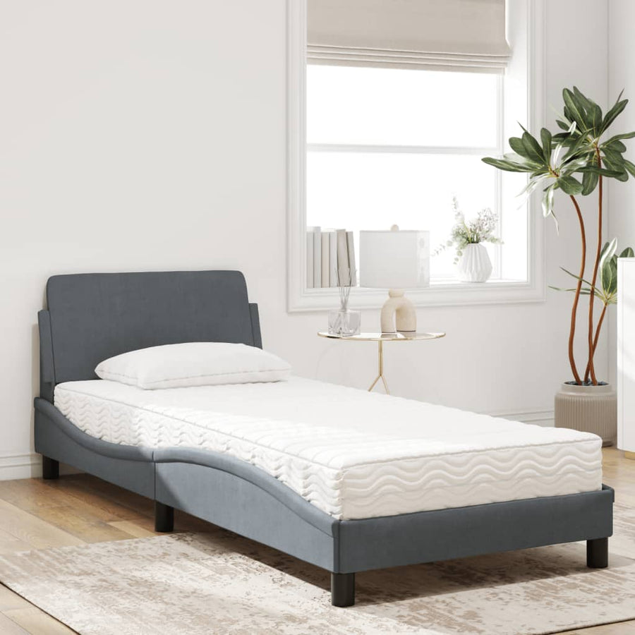 Bed met matras fluweel donkergrijs 80x200 cm