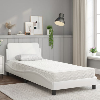 Bed met matras kunstleer wit 80x200 cm
