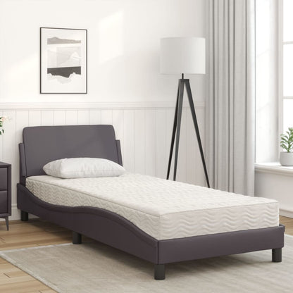 Bed met matras kunstleer grijs 80x200 cm