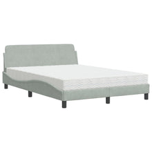 Bed met matras fluweel lichtgrijs 140x200 cm