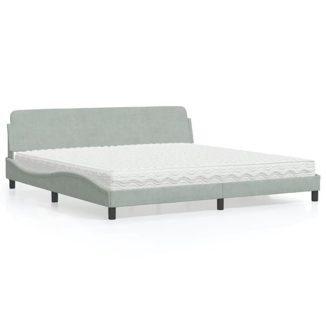 Bed met matras fluweel lichtgrijs 200x200 cm